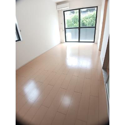 八幡館 101【管理NO：1-017922401-01010】 ★家具家電は申し込み後に搬入しますの物件写真2