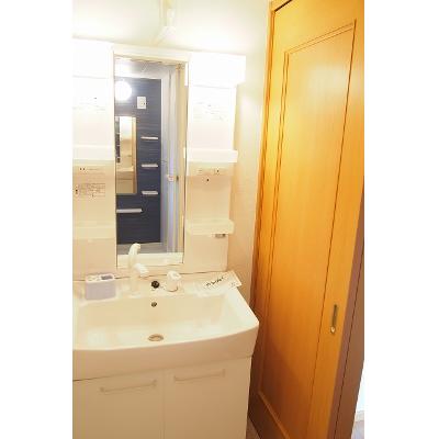 apartment 香川県仲多度郡多度津町大字葛原８１５番地１ 

↓地図はこちらから