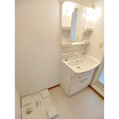 クローブ　スクエア　Ｂ 204【管理NO：1-014957902-02040】 ★家具家電は申し込み後に搬入しますの物件写真6