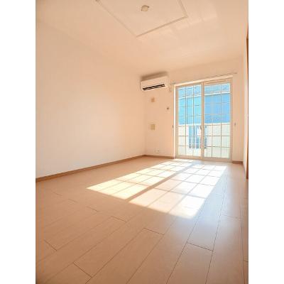 メゾン　ド　ソレイユ　Ａ 102【管理NO：1-014841301-01020】 ★家具家電は申し込み後に搬入しますの物件写真2