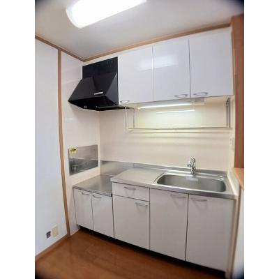 ペルシュワール　デゥー　Ｂ 201【管理NO：1-014006502-02010】 ★家具家電は申し込み後に搬入します★の物件写真3