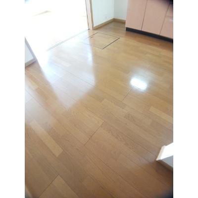 エマールカモガワ 103【管理NO：1-013550601-01030】 ★家具家電は申し込み後に搬入しますの物件写真2