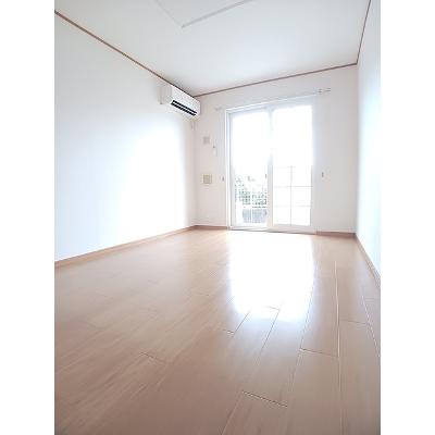 パークサイド　Ｂ 101【管理NO：1-013077202-01010】 ★家具家電は申し込み後に搬入します★の物件写真2