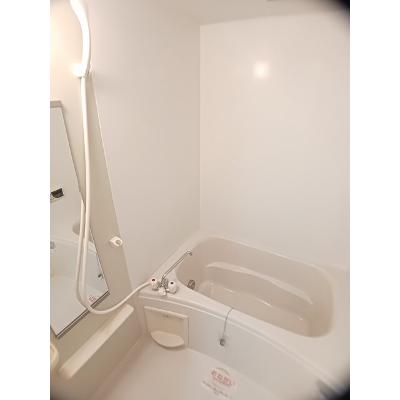 カサデルソレアード 203【管理NO：1-012671601-02030】 ★家具家電は申し込み後に搬入します★の物件写真4