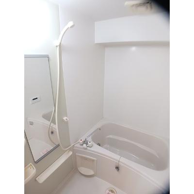カサデルソレアード 202【管理NO：1-012671601-02020】 ★家具家電は申し込み後に搬入します★の物件写真4