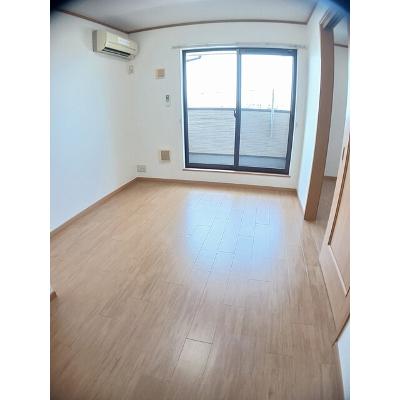 セナ　アイランド　Ｂ 203【管理NO：1-012284202-02030】 ★家具家電は申し込み後に搬入しますの物件写真2