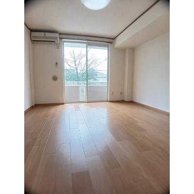 シャン・ミリュー　ⅠＡ 102【管理NO：1-011689101-01020】 ★家具家電は申し込み後に搬入しますの物件写真2