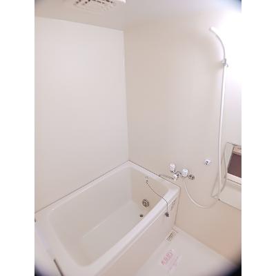 apartment 香川県丸亀市飯山町川原１０３３番地３ 

↓地図はこちらから