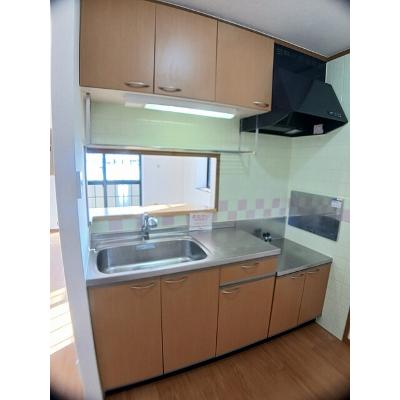 ひまわり　Ｂ 202【管理NO：1-010679702-02020】 ★家具家電は申し込み後に搬入します★の物件写真3
