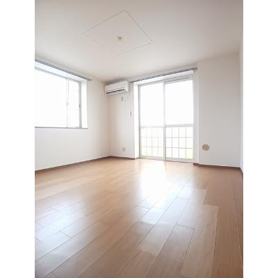 ピースフルハイツ　Ｂ 201【管理NO：1-010632302-02010】 ★家具家電は申し込み後に搬入しますの物件写真2