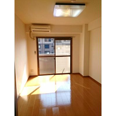 マルベル宇多津 204【管理NO：1-009621601-02040】 ★家具家電は申し込み後に搬入しますの物件写真2
