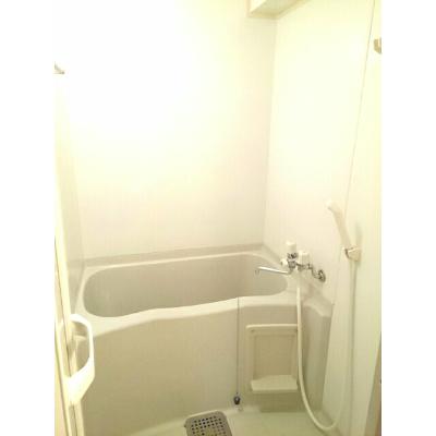 マルベル宇多津 204【管理NO：1-009621601-02040】 ★家具家電は申し込み後に搬入しますの物件写真4