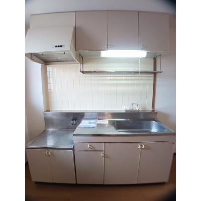 ローフィルド 103【管理NO：1-007619701-01030】 ★家具家電は申し込み後に搬入します★の物件写真3