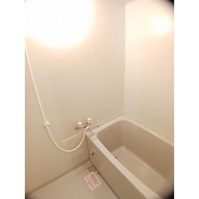 ローフィルド 103【管理NO：1-007619701-01030】 ★家具家電は申し込み後に搬入します★の物件写真4