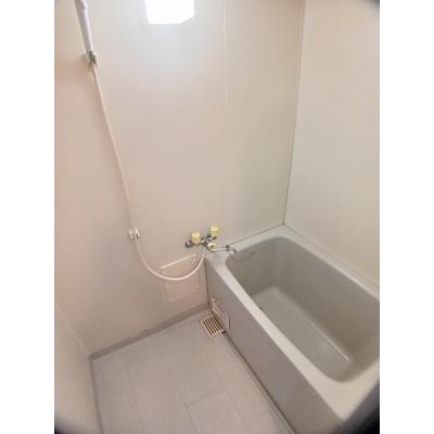 アムール幸　Ａ 101【管理NO：1-007190801-01010】 ★家具家電は申し込み後に搬入します★の物件写真4