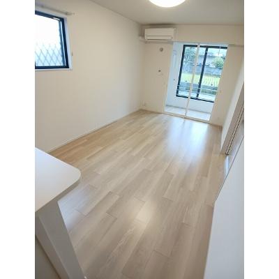 メゾン・ミクニⅡ 101【管理NO：1-027837501-01010】 ★家具家電は申し込み後に搬入しますの物件写真2