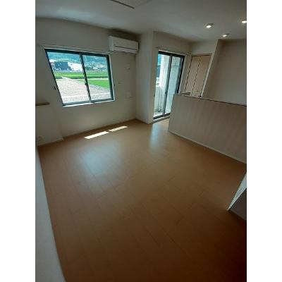 エアリー　カーサＢ 103【管理NO：1-021080402-01030】 ★家具家電は申し込み後に搬入しますの物件写真2