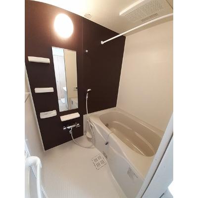 アルフヘイム 106【管理NO：1-020982701-01050】 ★家具家電は申し込み後に搬入します★の物件写真4