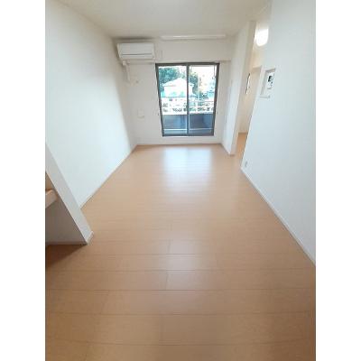 プラシード 205【管理NO：1-020128301-02040】 ★家具家電は申し込み後に搬入します★の物件写真2