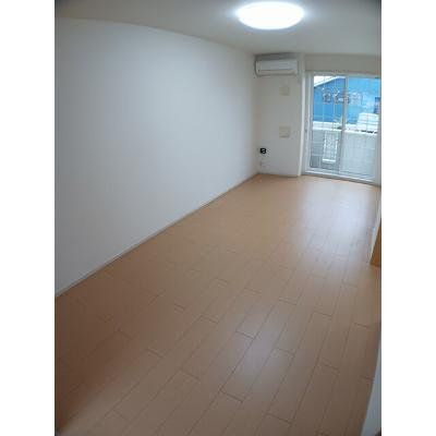 ローズ　クォーツ 103【管理NO：1-018602501-01030】 ★家具家電は申し込み後に搬入しますの物件写真2