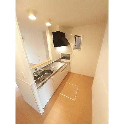 モンテ　マードレ　Ⅰ 101【管理NO：1-018408801-01010】 ★家具家電は申し込み後に搬入します★の物件写真3