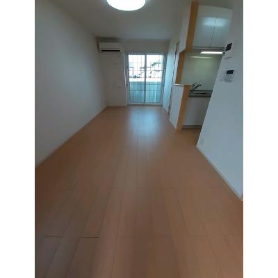 リヴェールⅤ 106【管理NO：1-017823202-01050】 ★家具家電は申し込み後に搬入します★の物件写真2