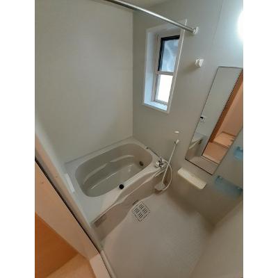 エアリ－ 201【管理NO：1-015796601-02010】 ★家具家電は申し込み後に搬入します★の物件写真4