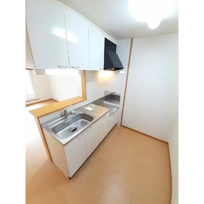 プリムローズ　泉宮　Ａ 201【管理NO：1-014848601-02010】 ★家具家電は申し込み後に搬入します★の物件写真3