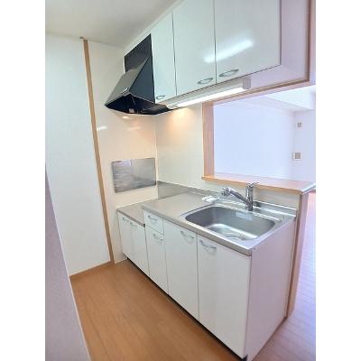ポートルシパー 105【管理NO：1-014180301-01040】 ★家具家電は申し込み後に搬入します★の物件写真3