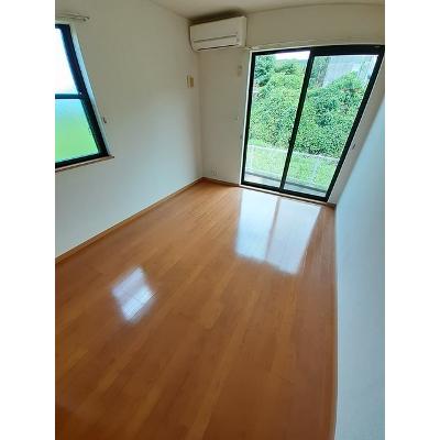 Ｃｏｃｋｉｅ 101【管理NO：1-014052201-01010】 ★家具家電は申し込み後に搬入しますの物件写真2