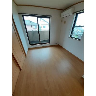 ロッソ・コルサＢ 201【管理NO：1-012839801-02010】 ★家具家電は申し込み後に搬入しますの物件写真2