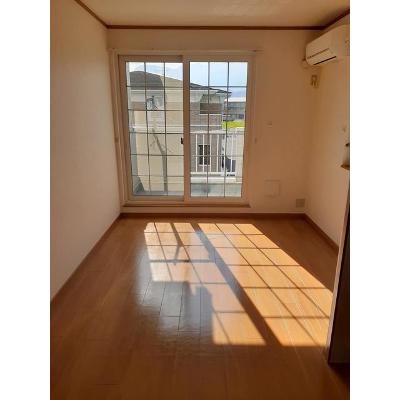 ラフレシールⅡ 202【管理NO：1-011849202-02020】 ★家具家電は申し込み後に搬入します★の物件写真2