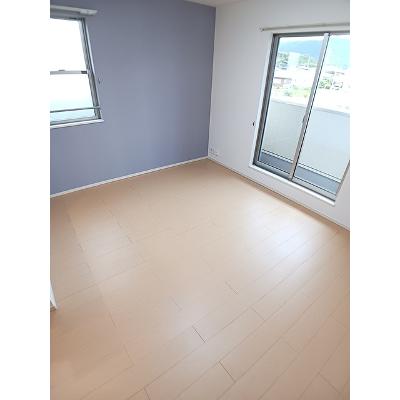 サンシャイン 201【管理NO：1-021055701-02010】 ★家具家電は申し込み後に搬入しますの物件写真2