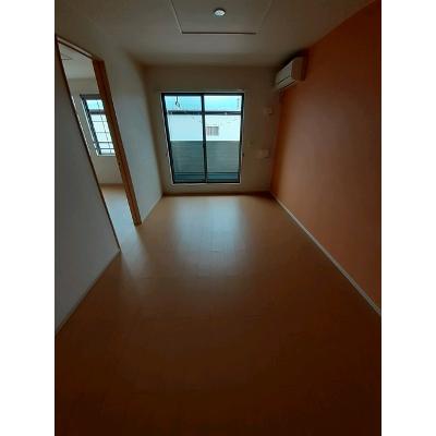 リヴェールⅧ 202【管理NO：1-020318701-02020】 ★家具家電は申し込み後に搬入します★の物件写真2
