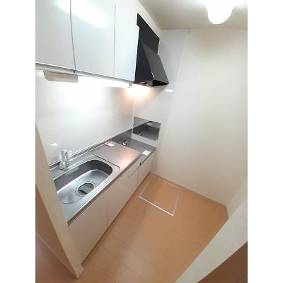 ソーレ　フジ　Ⅳ 101【管理NO：1-019960201-01010】 ★家具家電は申し込み後に搬入します★の物件写真3