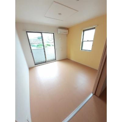 ヴィラ・ソレイユⅡＢ 103【管理NO：1-018438702-01030】 ★家具家電は申し込み後に搬入しますの物件写真2