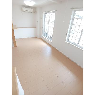 アルバカーサ桜木 203【管理NO：1-017396601-02030】 ★家具家電は申し込み後に搬入します★の物件写真2