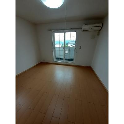 フォンテーヌ 201【管理NO：1-016182601-02010】 ★家具家電は申し込み後に搬入します★の物件写真2