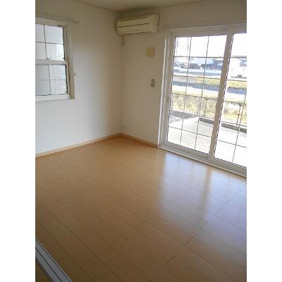 アンジュフランＢ 101【管理NO：1-015217702-01010】 ★家具家電は申し込み後に搬入しますの物件写真2