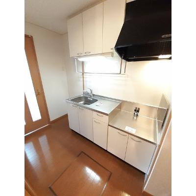 アトランティス上泉 101【管理NO：1-014812101-01010】 ★家具家電は申し込み後に搬入します★の物件写真3
