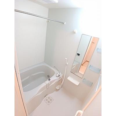 イリーデ・カーサ 201【管理NO：1-014693401-02010】 ★家具家電は申し込み後に搬入します★の物件写真4