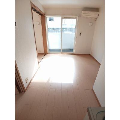 グラン・すずかぜの丘Ｃ 105【管理NO：1-014595003-01040】 ★家具家電は申し込み後に搬入します★の物件写真2