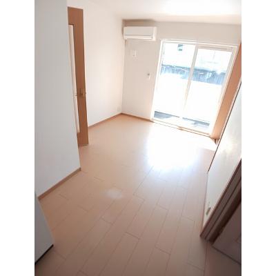 グラン・すずかぜの丘Ｃ 102【管理NO：1-014595003-01020】 ★家具家電は申し込み後に搬入します★の物件写真2
