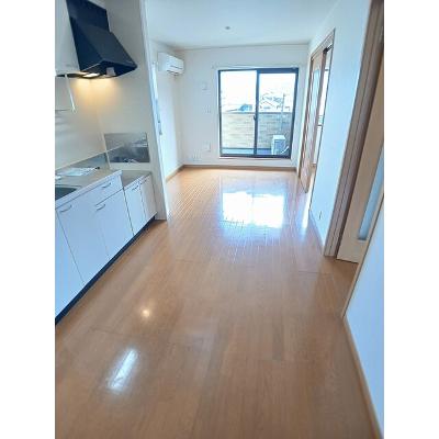 シャイン　ベリー 201【管理NO：1-013974801-02010】 ★家具家電は申し込み後に搬入します★の物件写真2