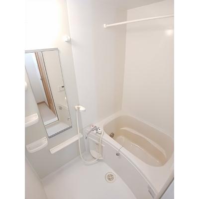 シャイン　ベリー 201【管理NO：1-013974801-02010】 ★家具家電は申し込み後に搬入します★の物件写真4