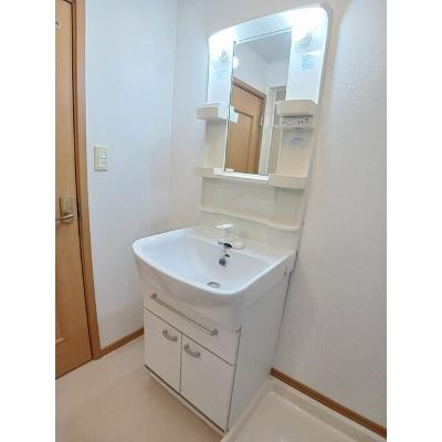 シャイン　ベリー 201【管理NO：1-013974801-02010】 ★家具家電は申し込み後に搬入します★の物件写真6