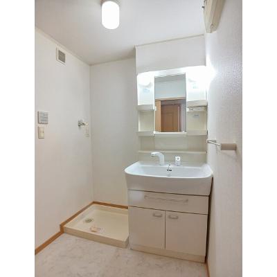 アヴァン・フォンテーヌＣ 201【管理NO：1-013856101-02010】 ★家具家電は申し込み後に搬入します★の物件写真6