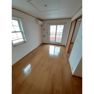 シャイン・アベ 205【管理NO：1-013291601-02040】 ★家具家電は申し込み後に搬入します★の物件写真2
