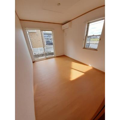 ベル　ミニヨンＡ 103【管理NO：1-013105501-01030】 ★家具家電は申し込み後に搬入しますの物件写真2