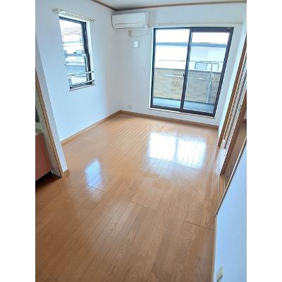 ベルシェーネ　Ｂ 202【管理NO：1-013023802-02020】 ★家具家電は申し込み後に搬入します★の物件写真2